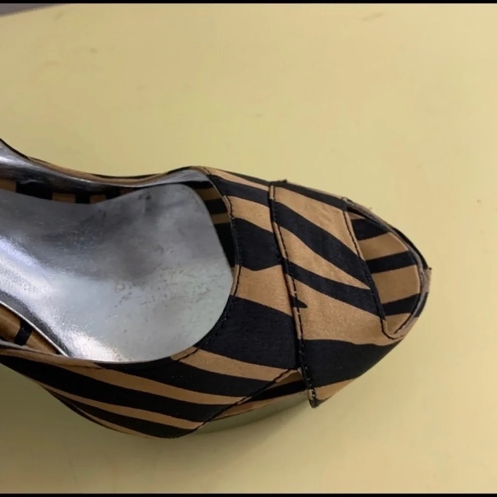 Jessica Simpson Animal Print Platform Shoe Size 6